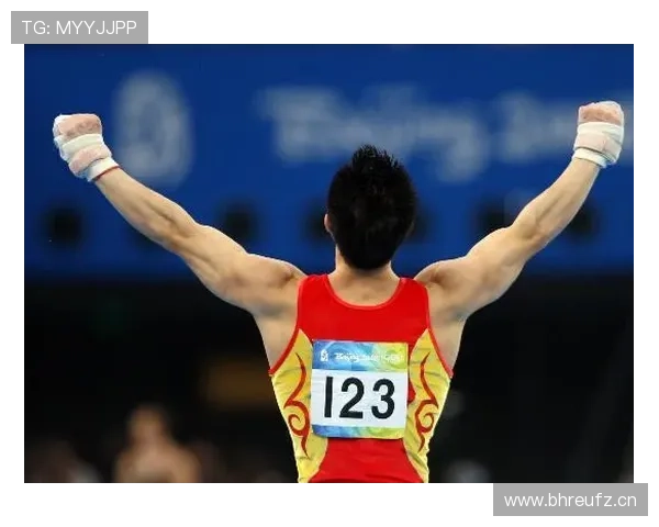 李小鹏家里早餐桌像片场，体操冠军的日常也太有戏了